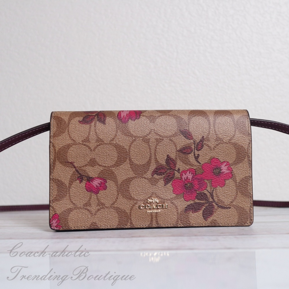NWT Coach Floral Hayden Foldover Crossbody Clutch